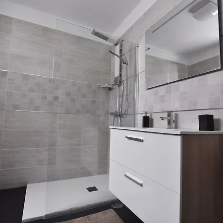Apartment Paraiso Iii - Pool & Sea View - Good Wifi- Loma *